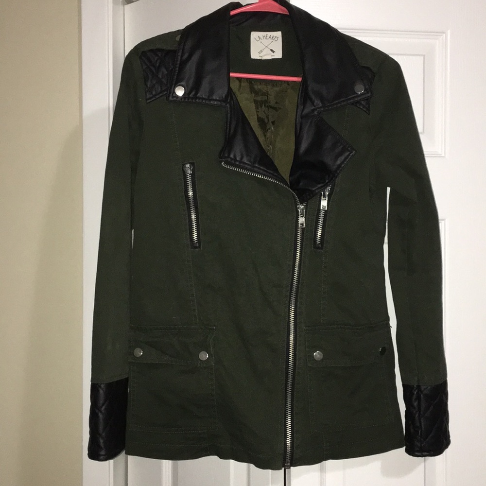 Army greet L.A. Hearts Jacket